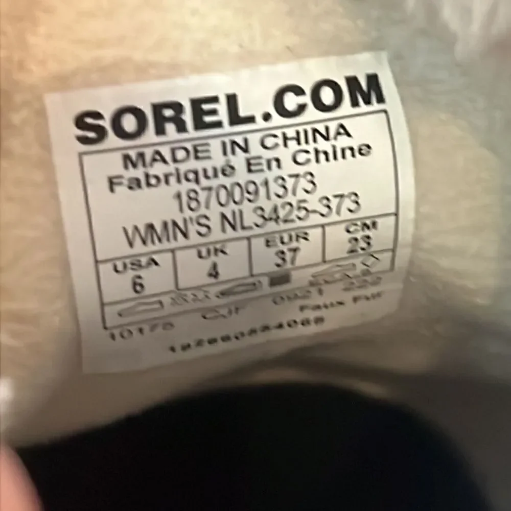 Sorel Tivoli Waterproof Boots with 100g Insulation in Curry Leather US 6